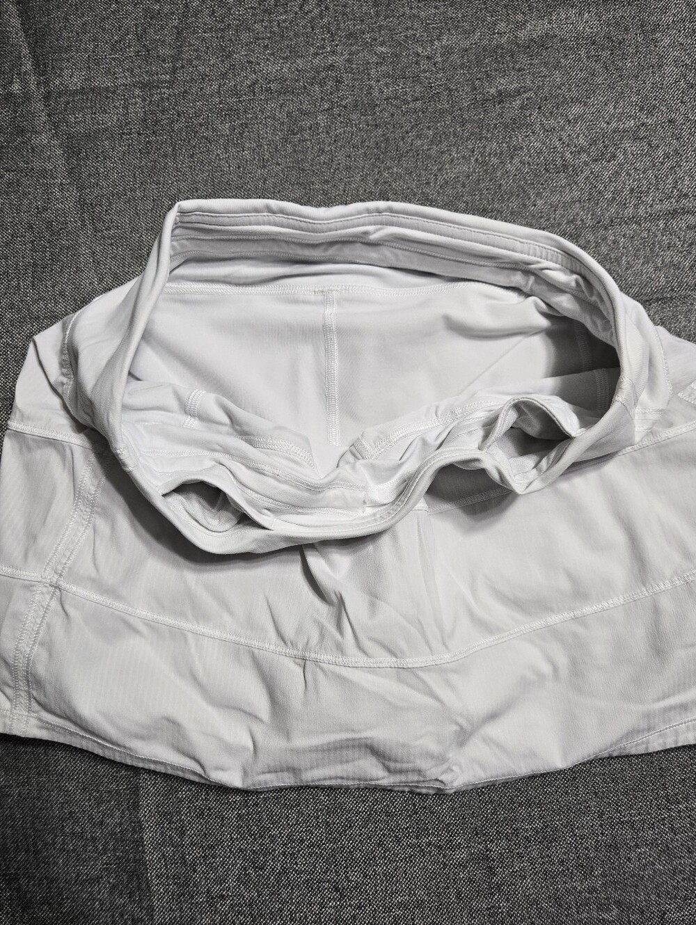 Lululemon Pace Rival White Mid Rise Skirt Regular First Release sz 6 - Picture 6 of 9